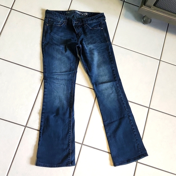 Jeans - Picture 1 of 4